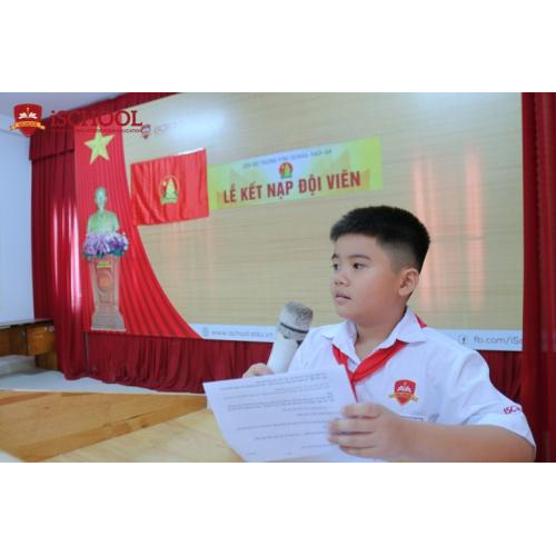 iSchool Rạch Giá tổ chức thành công Lễ kết nạp Đội viên mới