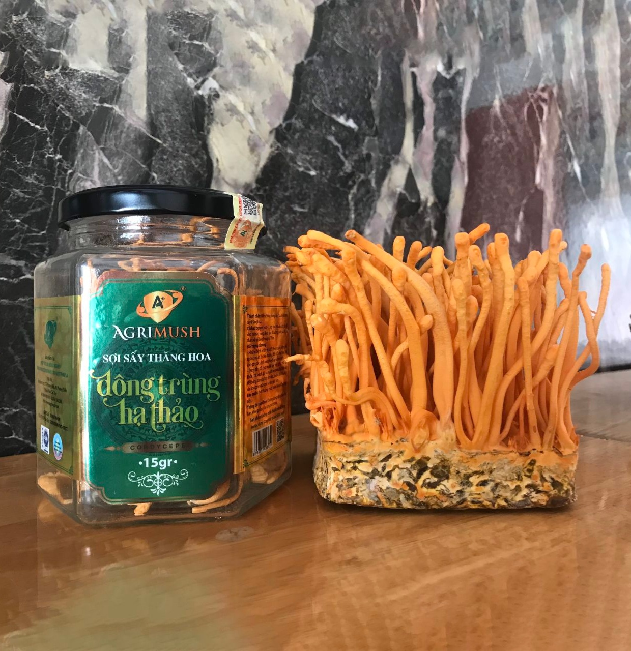 Thông tin về đông trùng hạ thảo