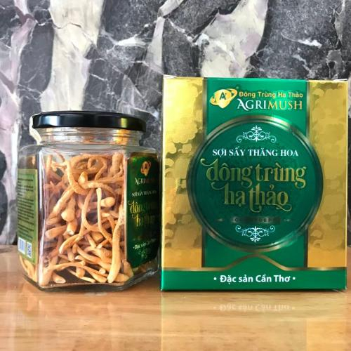 Pha trà đông trùng hạ thảo