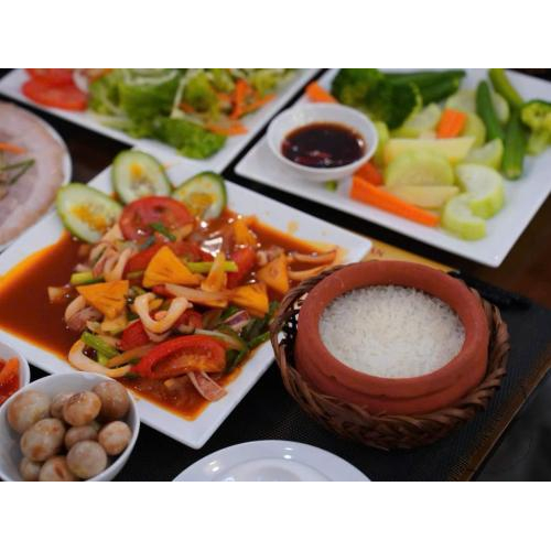 Hà Tiên Xưa Hotel & Resort